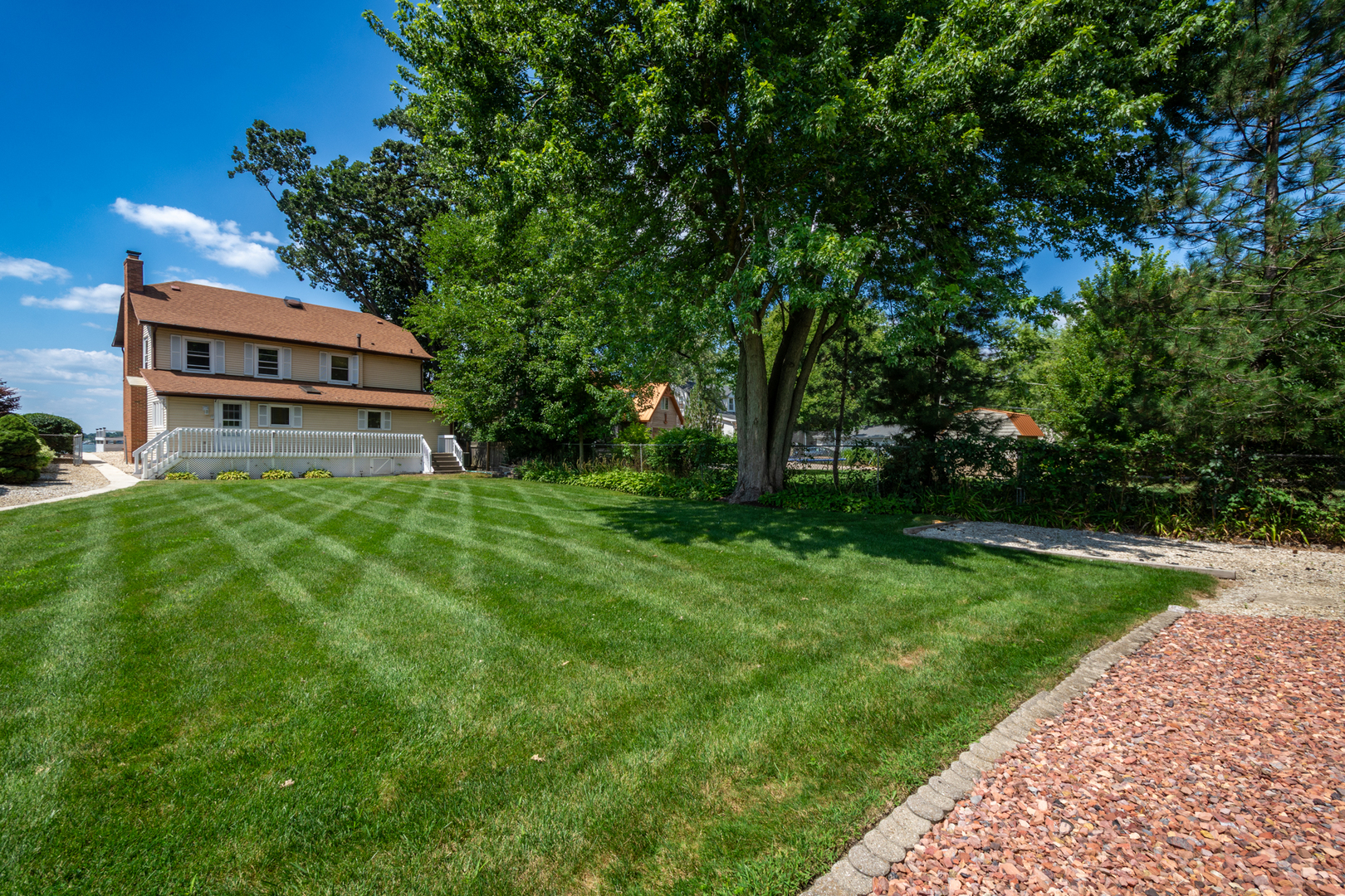 25320 W Buena Avenue, Lake Villa, IL 60046