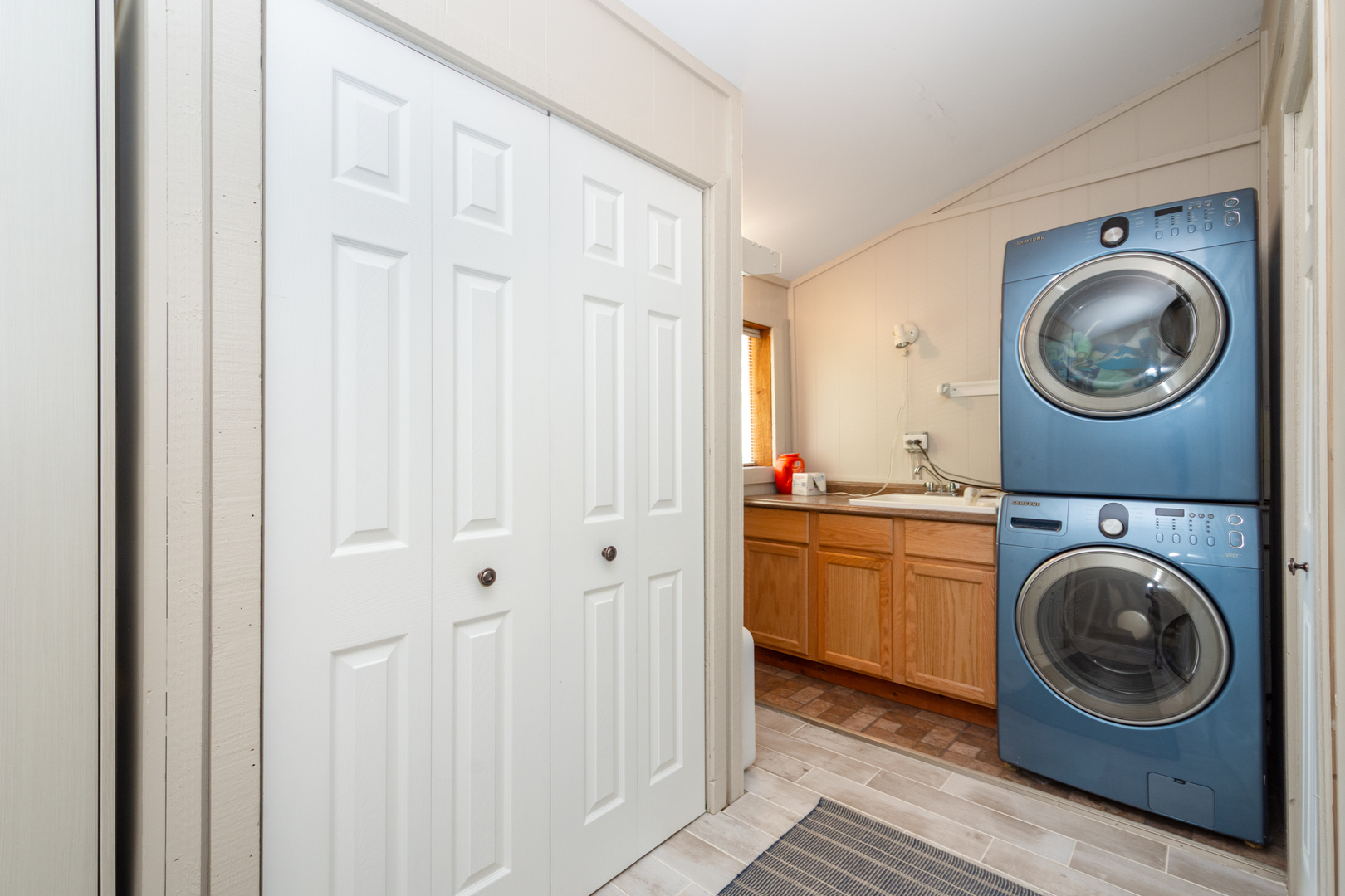 25320 W Buena Avenue, Lake Villa, IL 60046