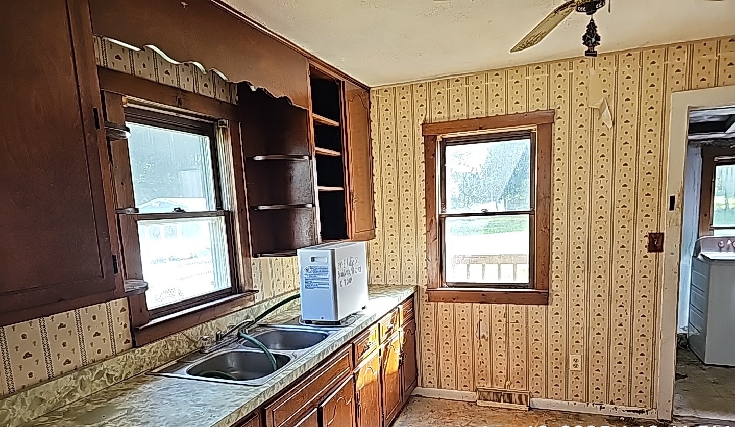 347 E Ridge Street, Braidwood, IL 60408