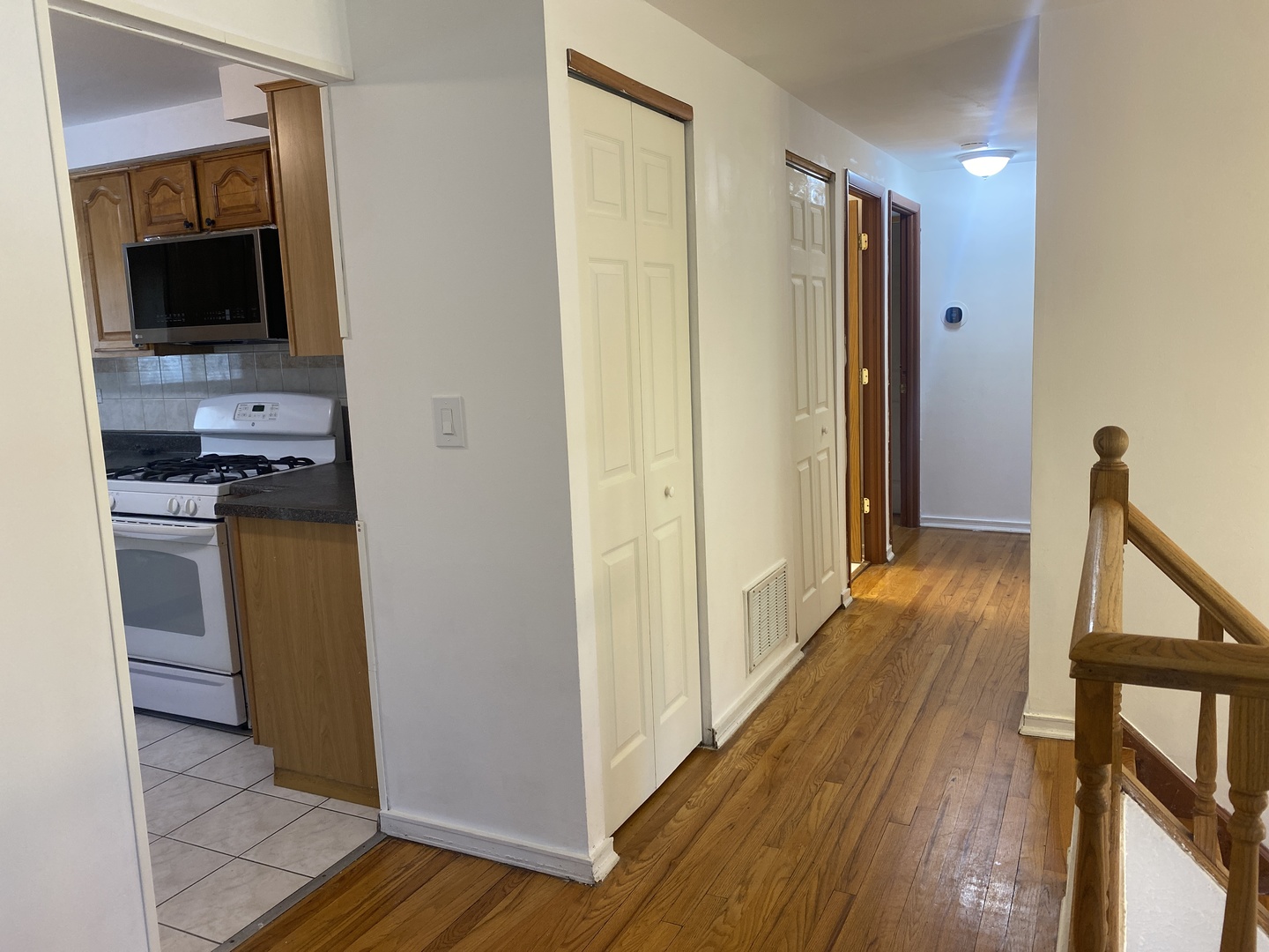 709 S Salem Drive, Schaumburg, IL 60193