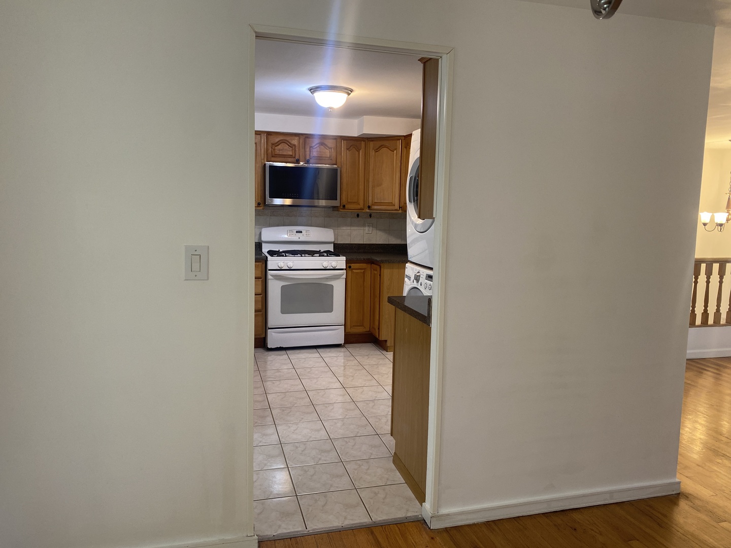 709 S Salem Drive, Schaumburg, IL 60193