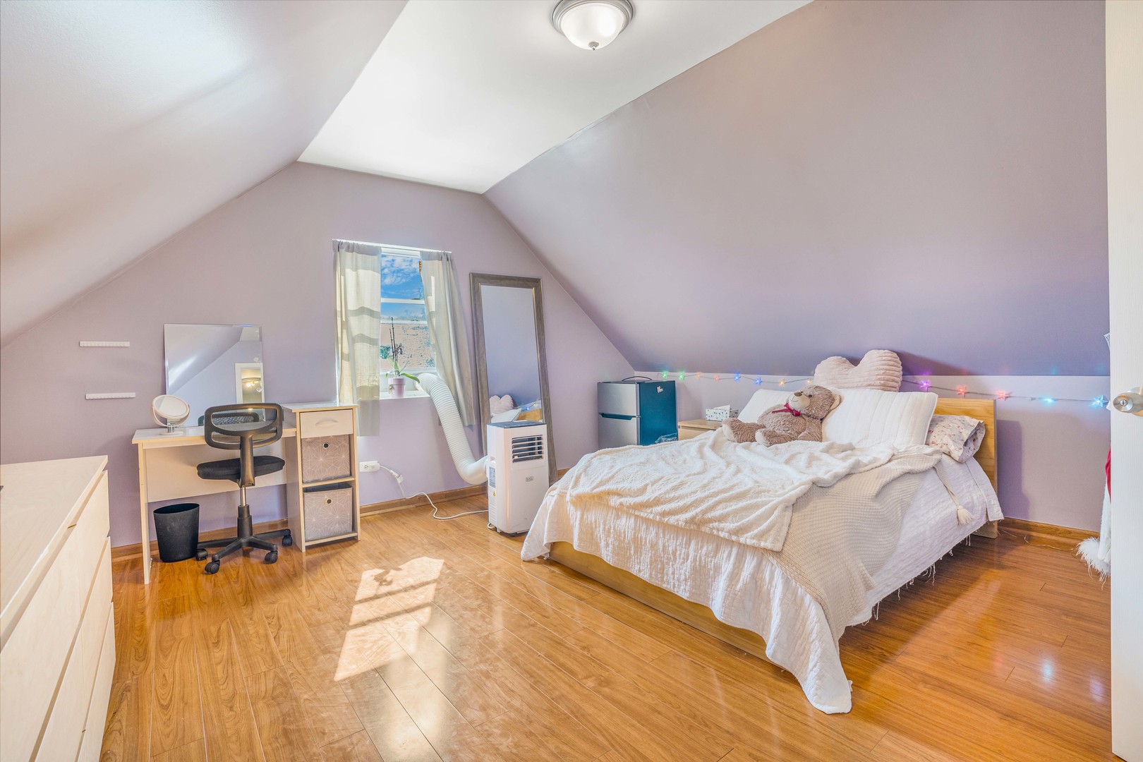 5736 S Kenneth Avenue, Chicago, IL 60629