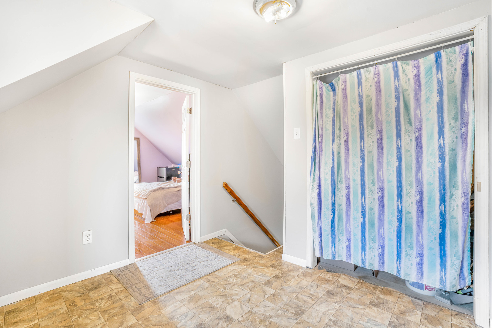 5736 S Kenneth Avenue, Chicago, IL 60629