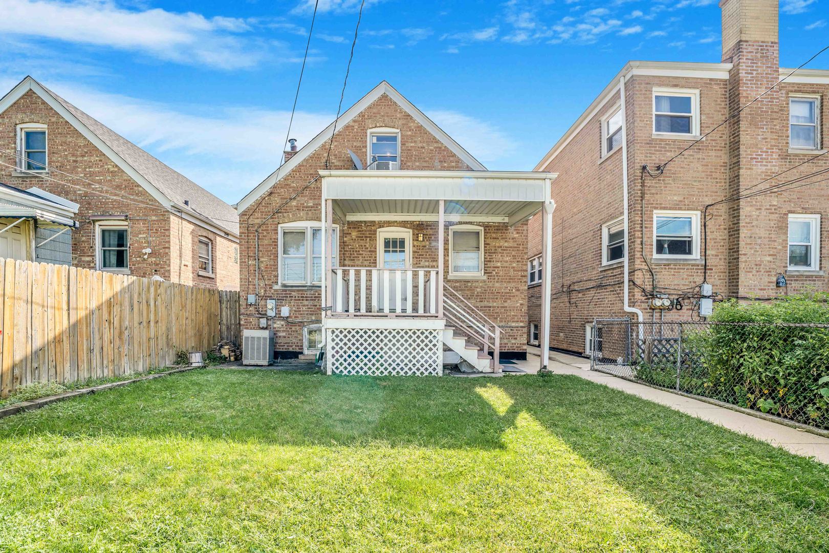 5736 S Kenneth Avenue, Chicago, IL 60629