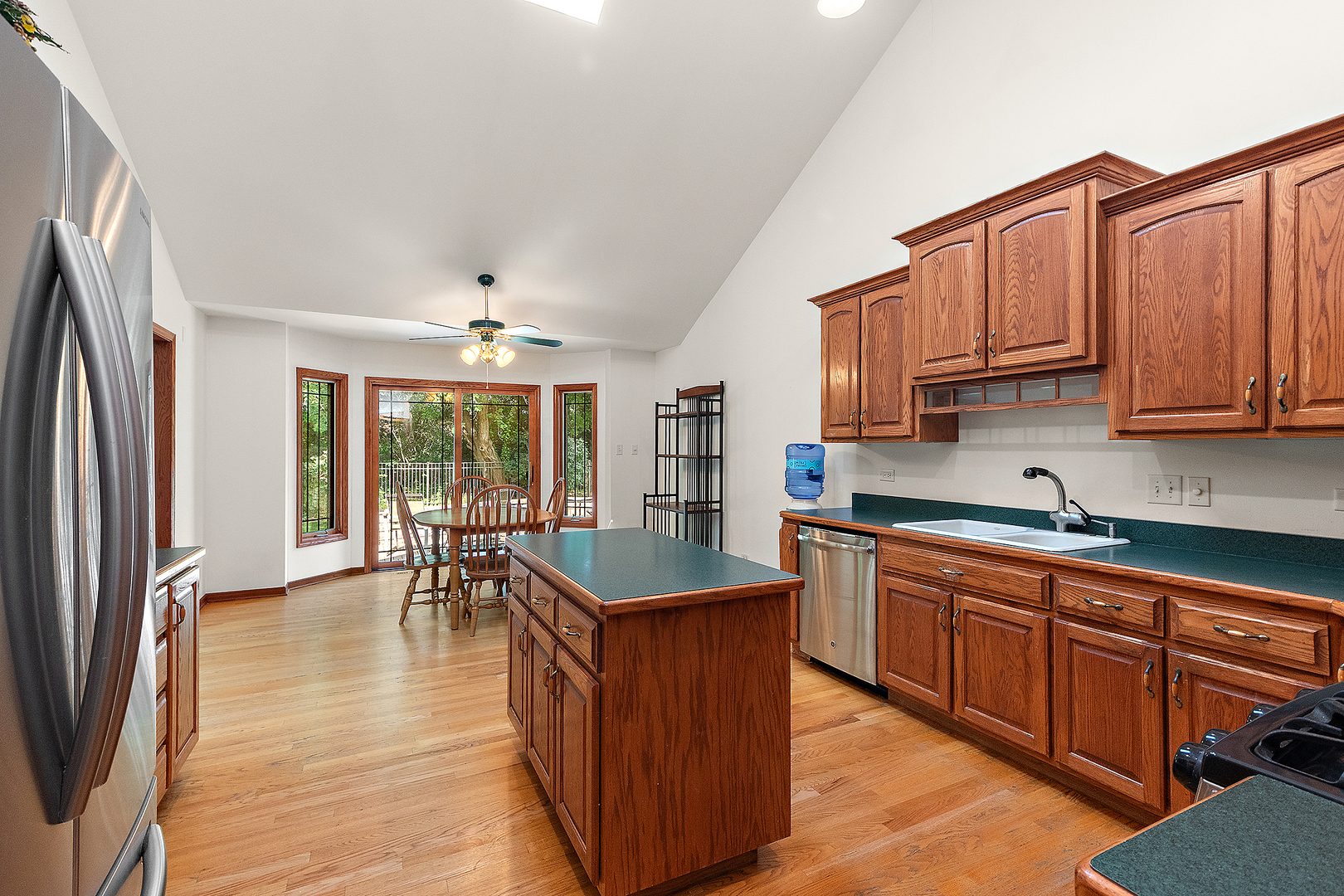 10993 Pioneer Trail, Frankfort, IL 60423