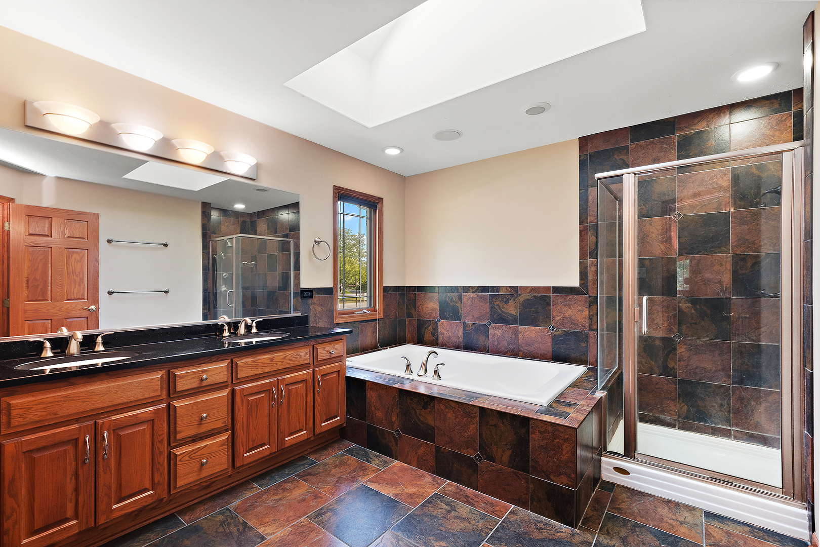 10993 Pioneer Trail, Frankfort, IL 60423
