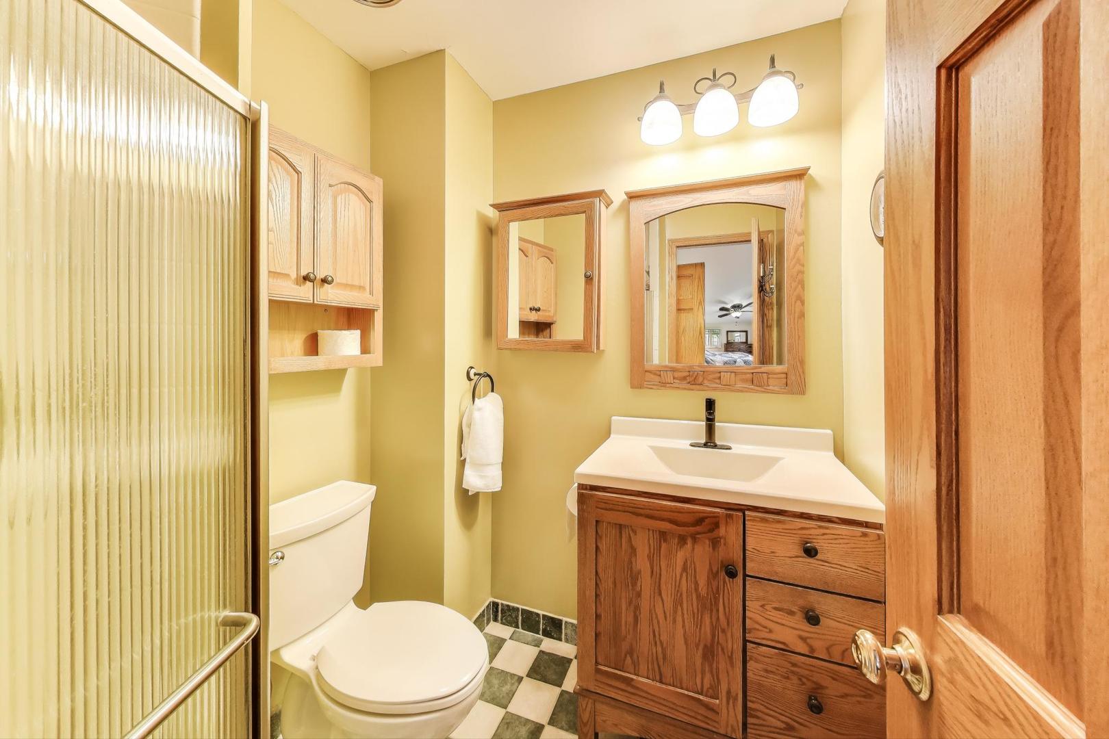 438 High Road, Cary, IL 60013
