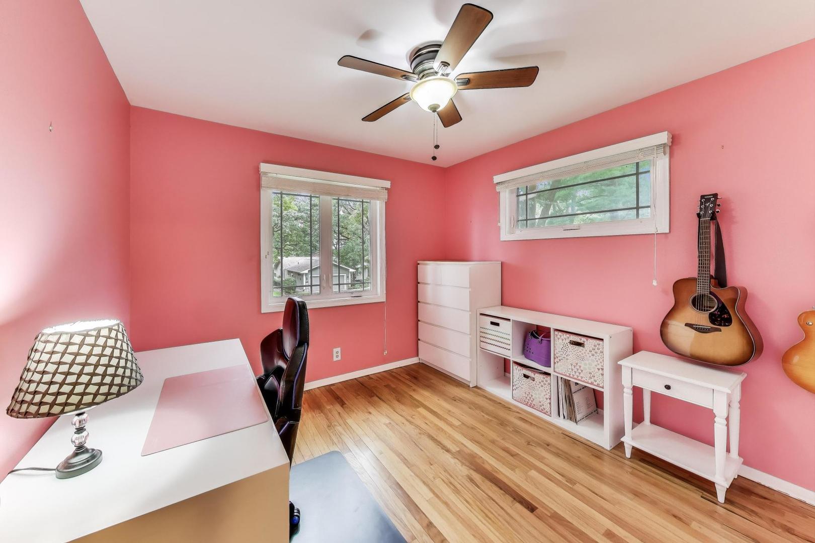 438 High Road, Cary, IL 60013