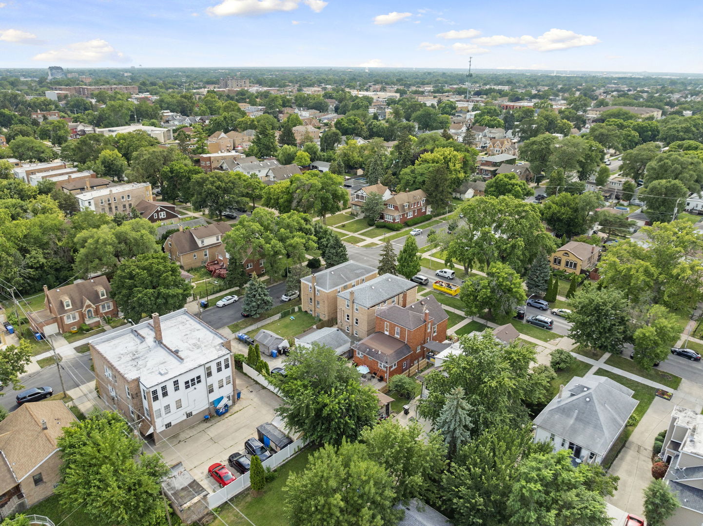 2705 N SAYRE Avenue, Chicago, IL 60707
