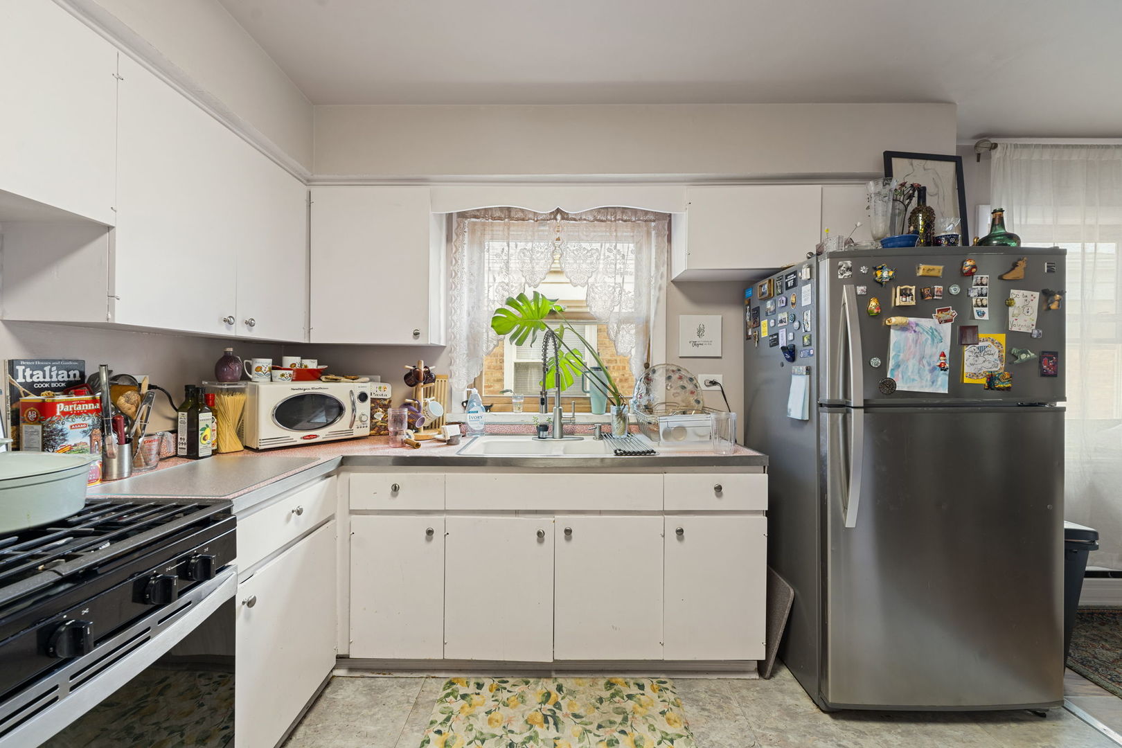 2705 N SAYRE Avenue, Chicago, IL 60707