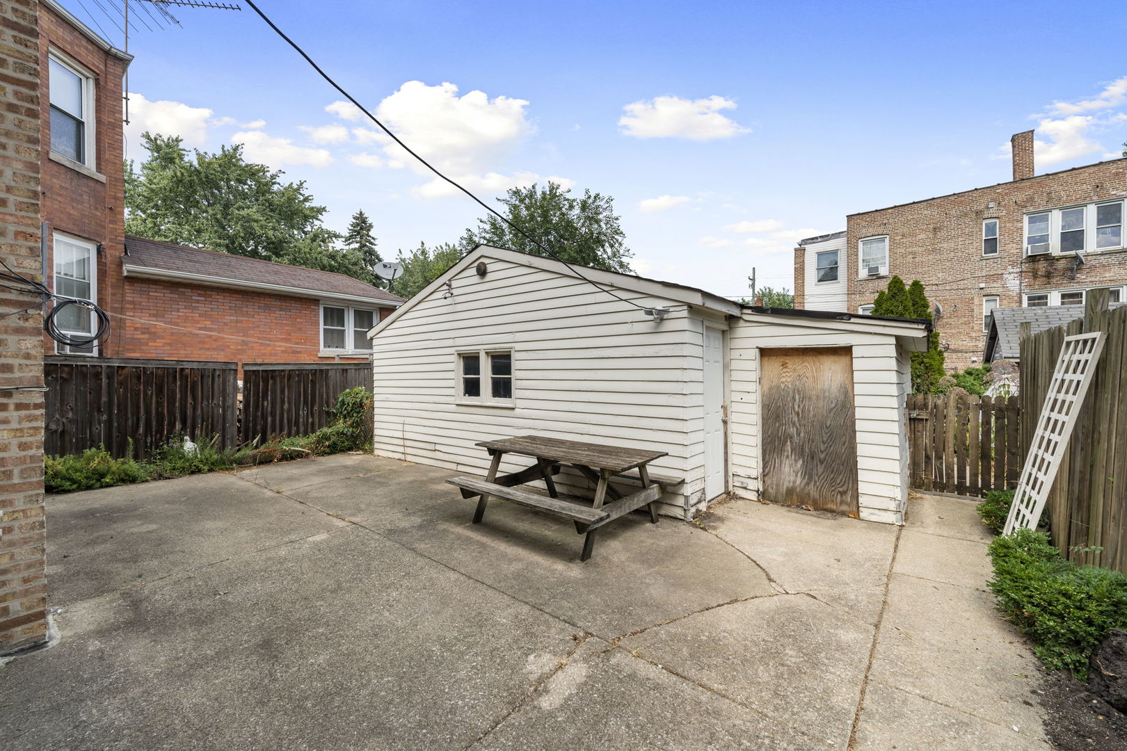 2705 N SAYRE Avenue, Chicago, IL 60707