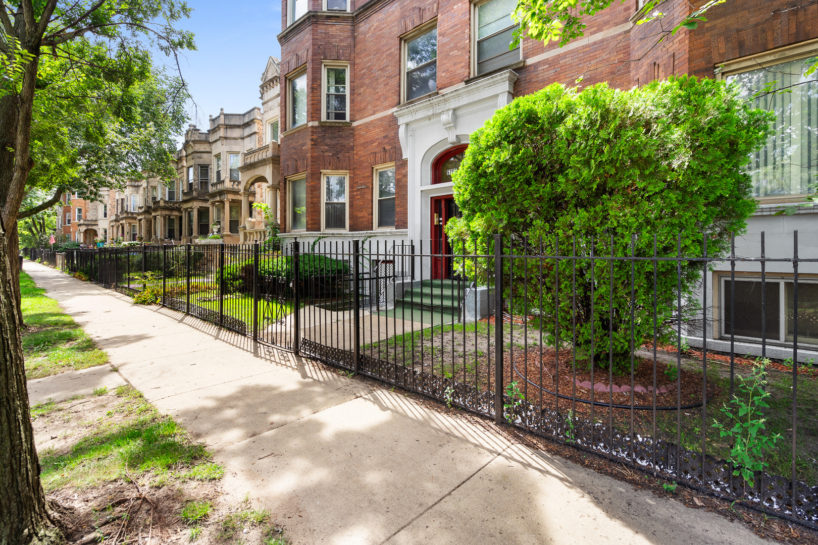 5704-5706 S Indiana Avenue, Chicago, IL 60615