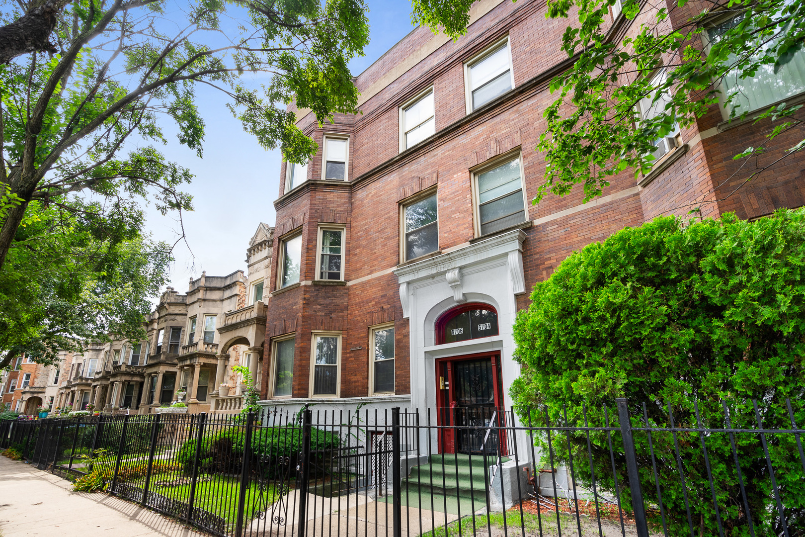 5704-5706 S Indiana Avenue, Chicago, IL 60615