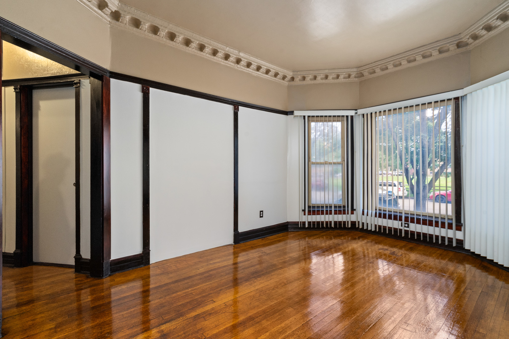 5704-5706 S Indiana Avenue, Chicago, IL 60615