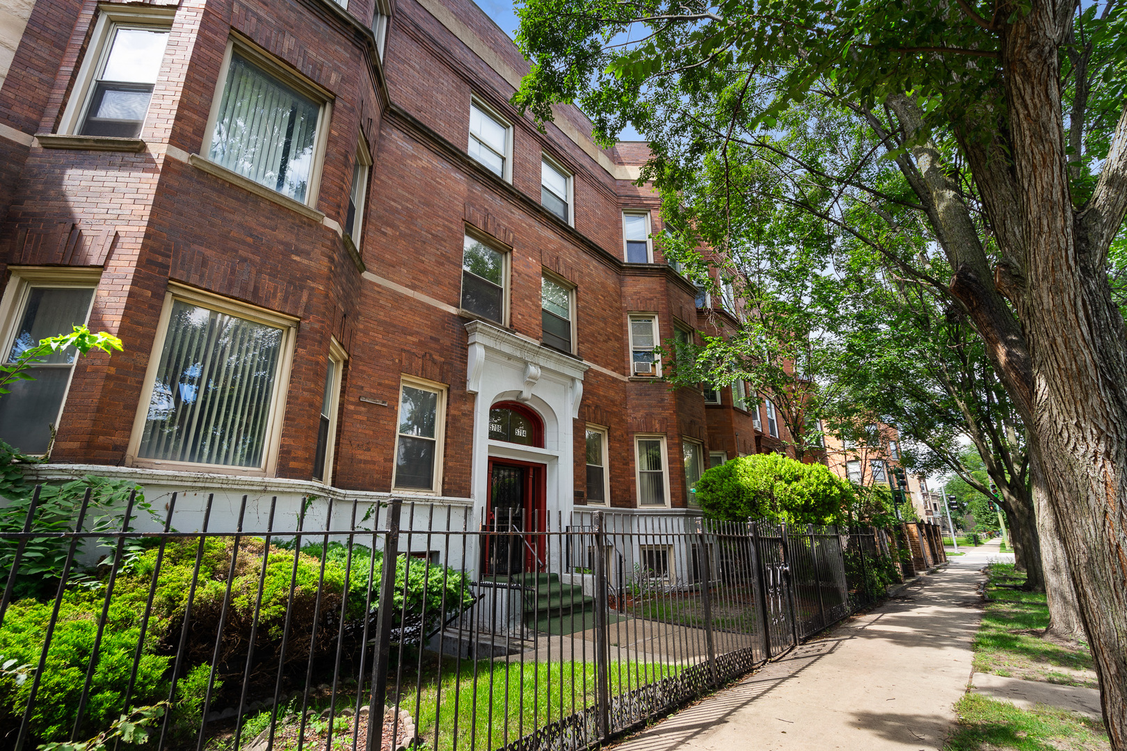 5704-5706 S Indiana Avenue, Chicago, IL 60615