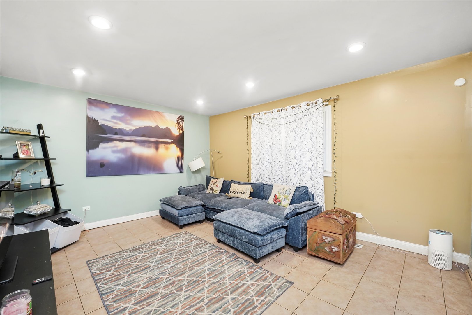 5168 W 64th Street, Chicago, IL 60638