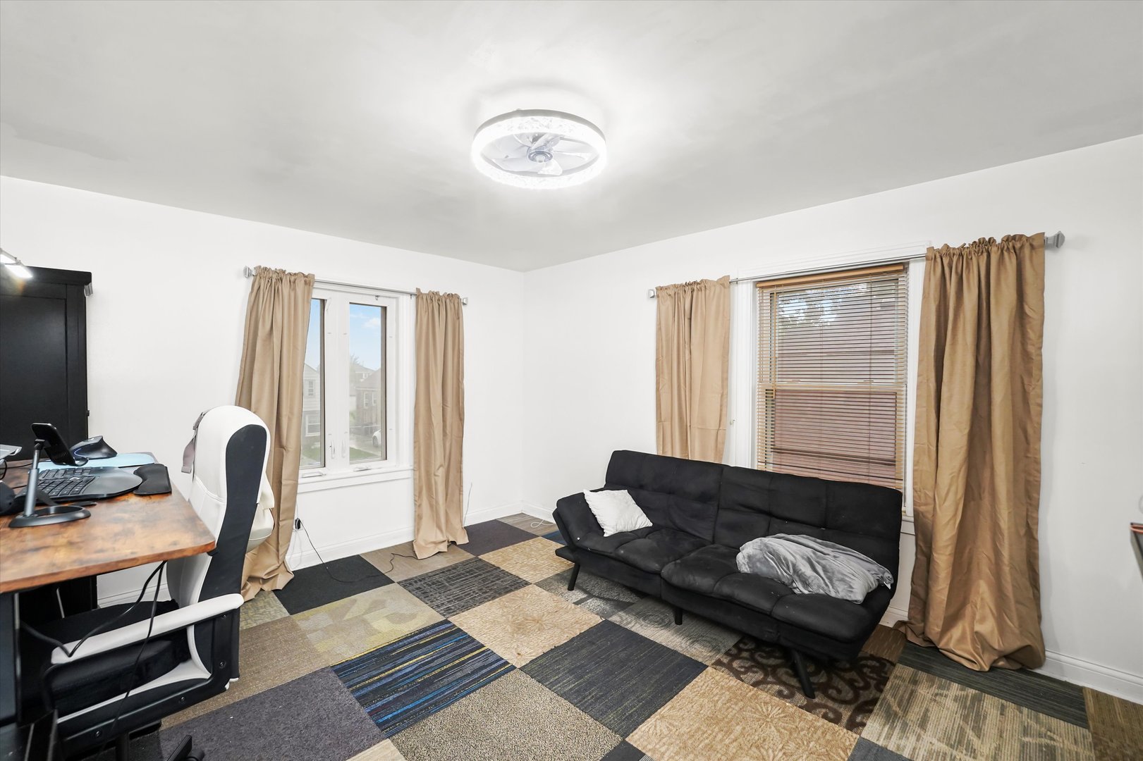 5168 W 64th Street, Chicago, IL 60638