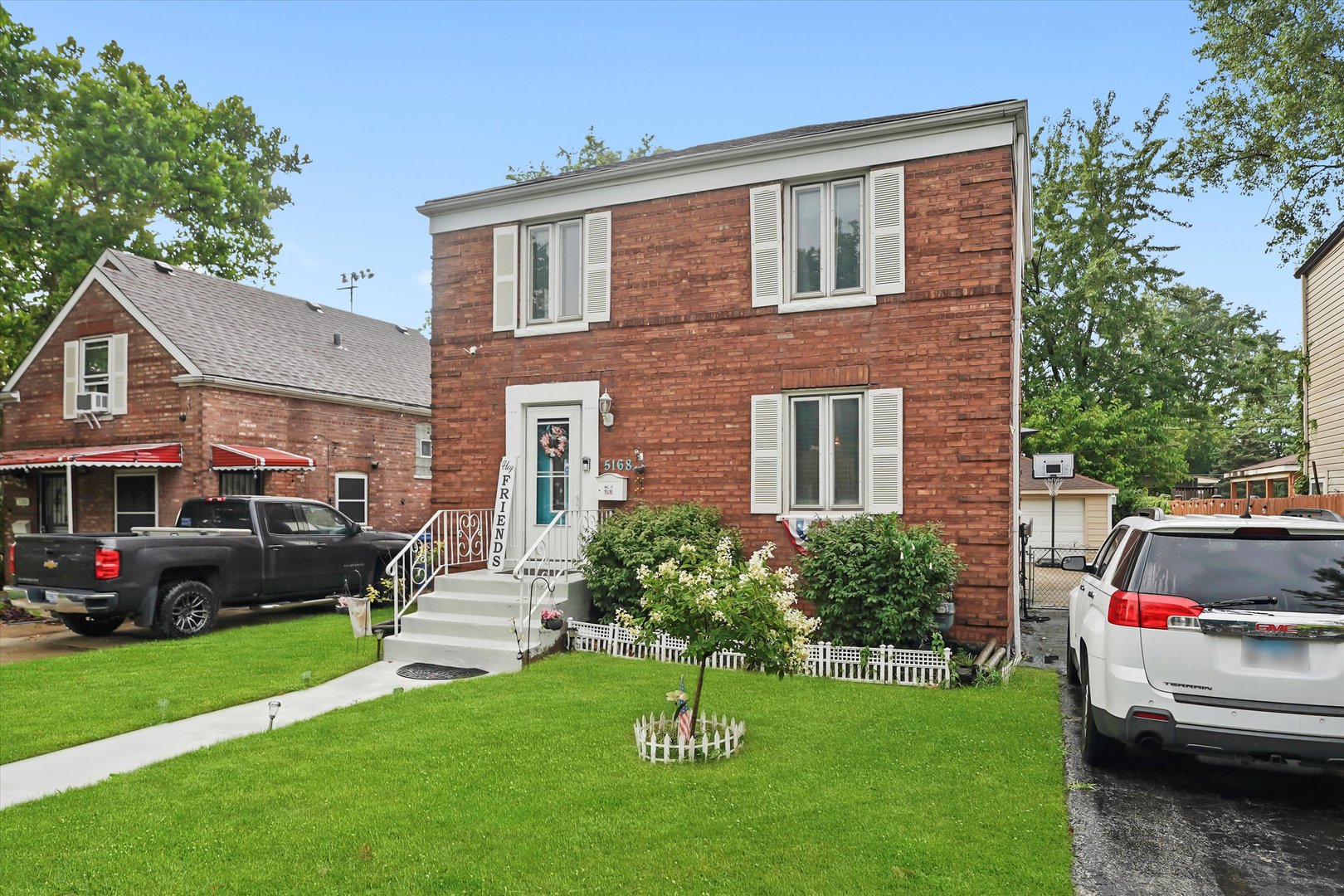 5168 W 64th Street, Chicago, IL 60638