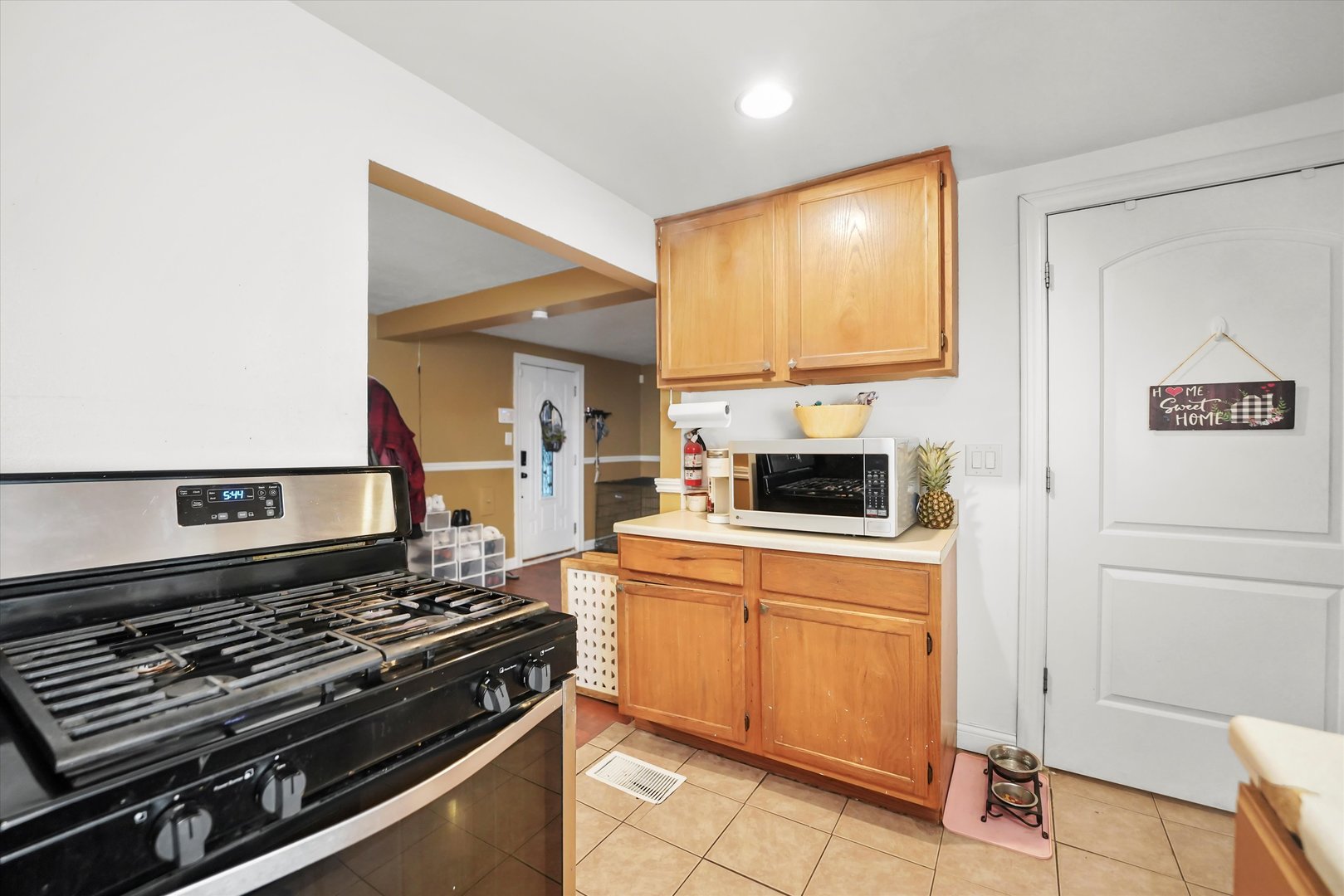 5168 W 64th Street, Chicago, IL 60638