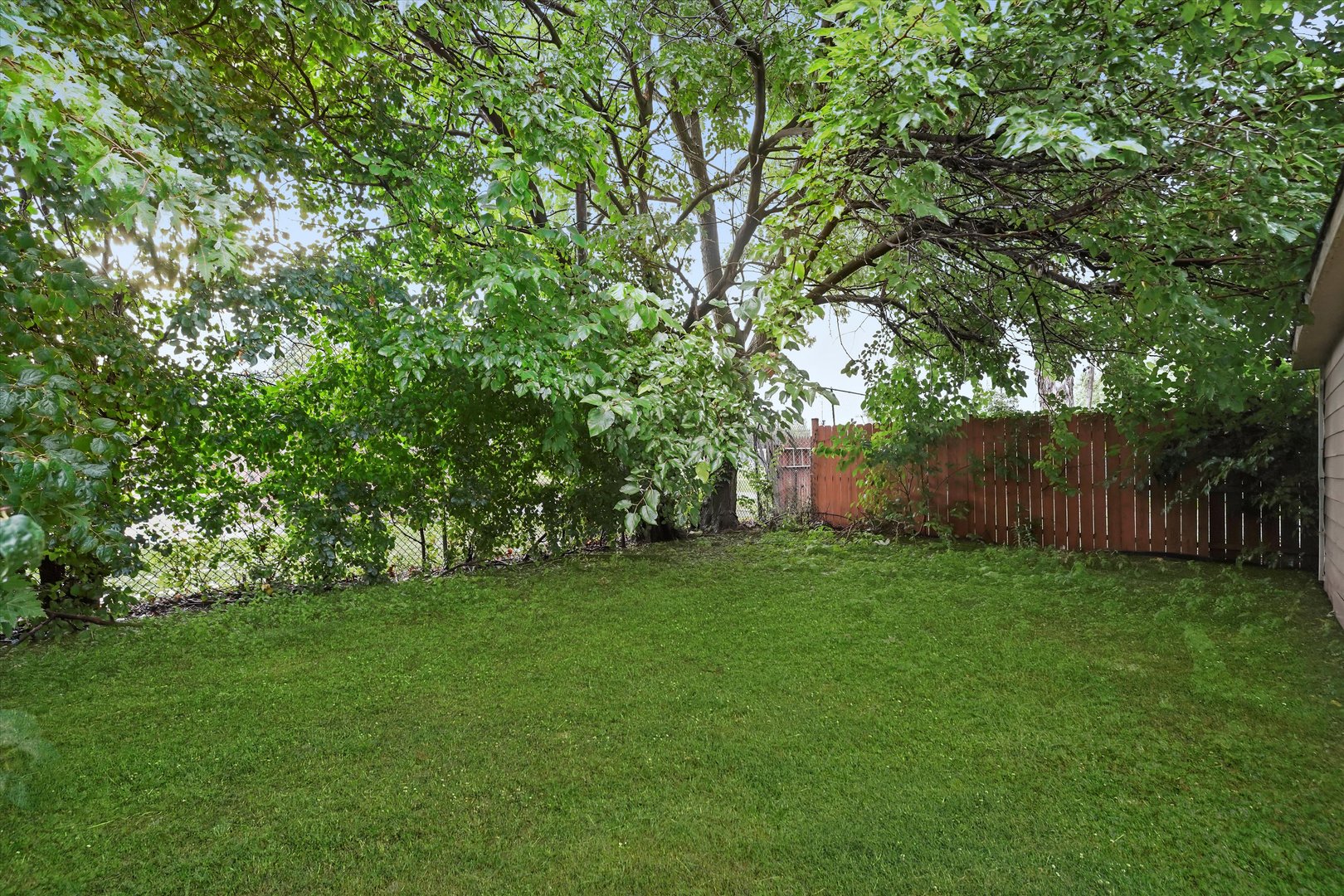 5168 W 64th Street, Chicago, IL 60638