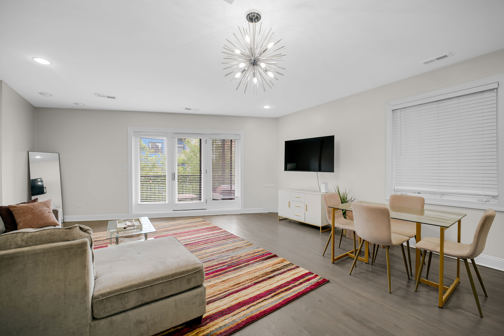 31 E 26th Street #4, Chicago, IL 60616