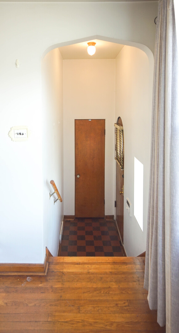 1442 Oak Park Avenue, Berwyn, IL 60402