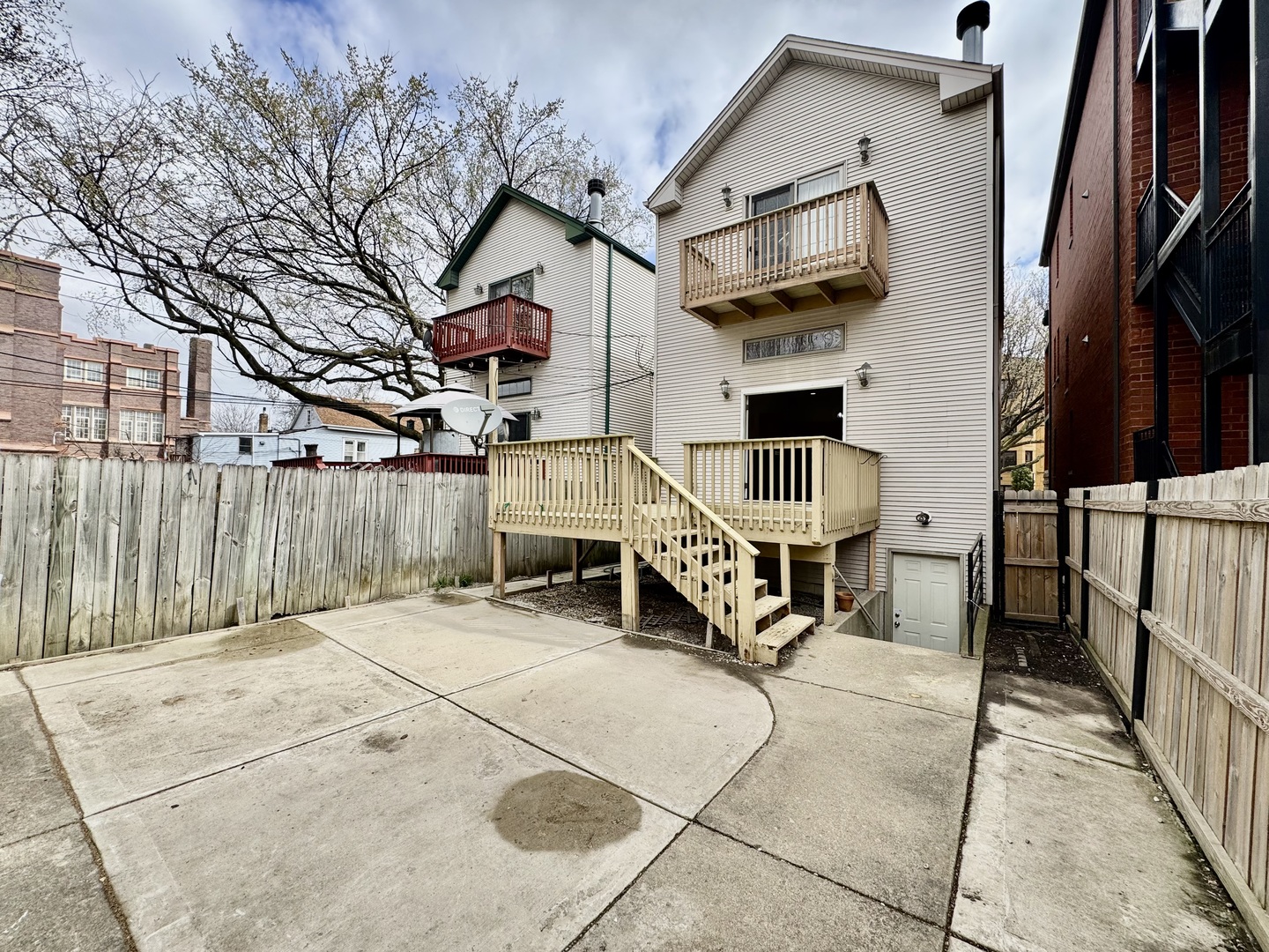 1654 N FAIRFIELD Avenue, Chicago, IL 60647