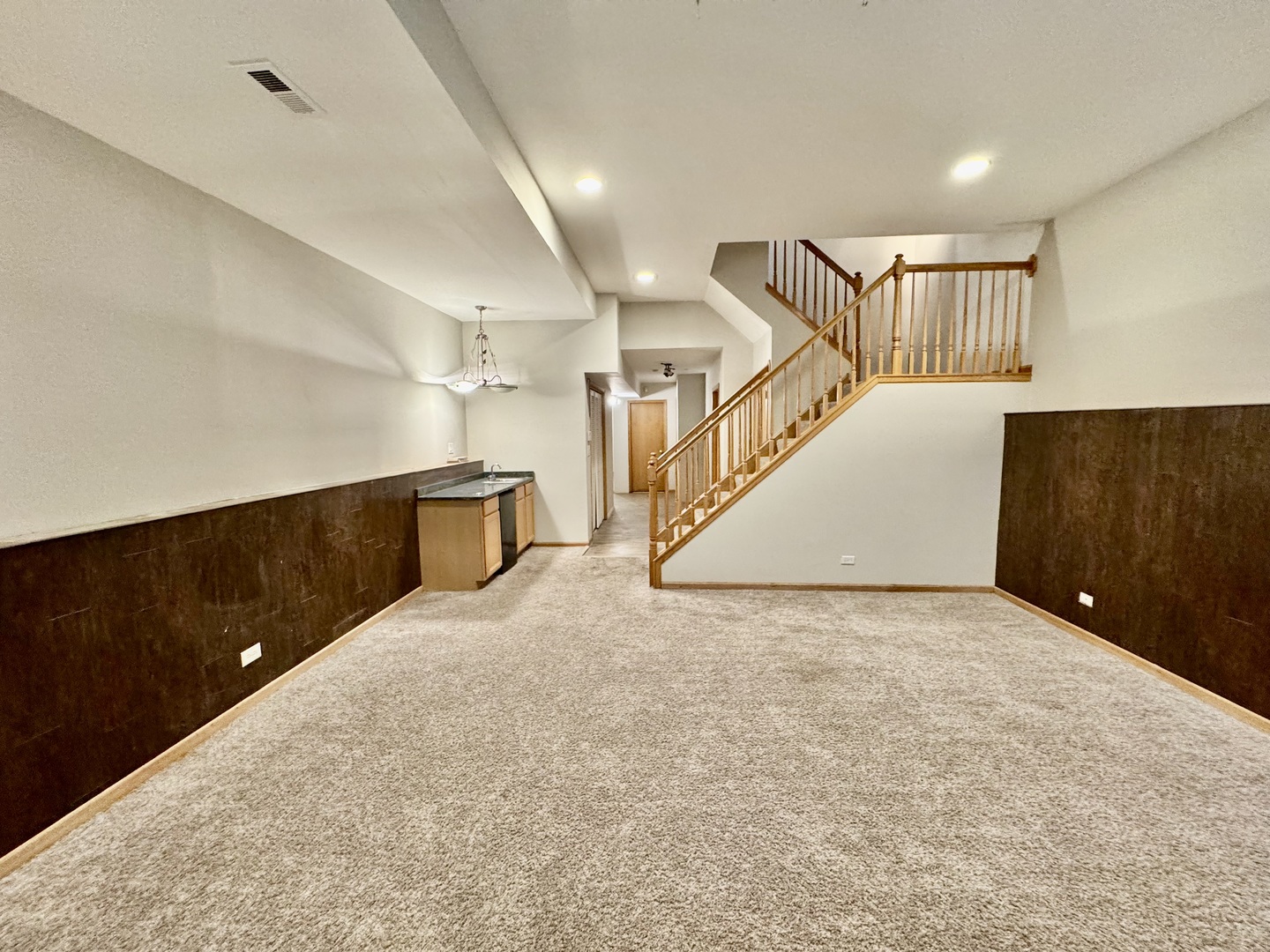1654 N FAIRFIELD Avenue, Chicago, IL 60647