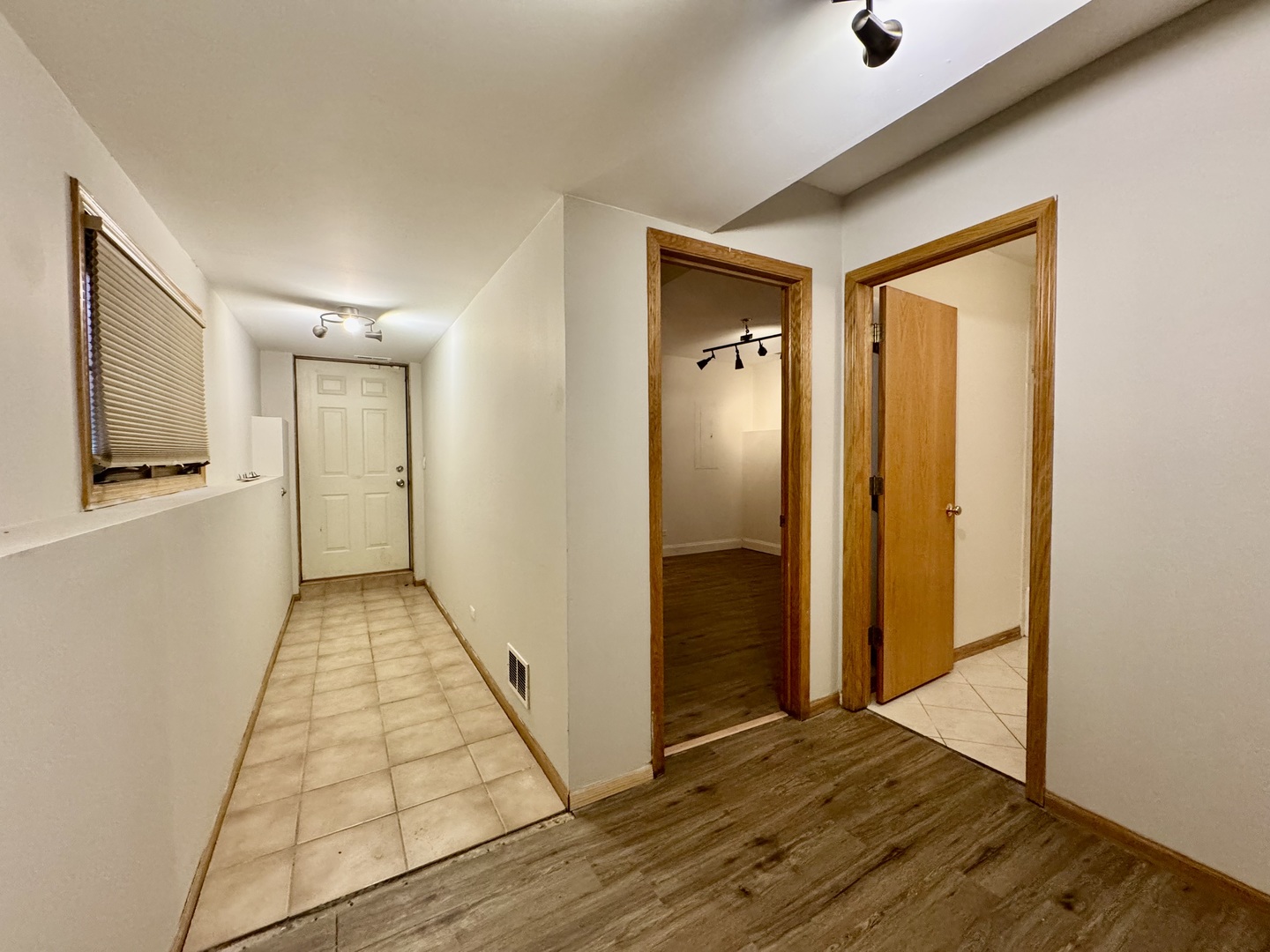 1654 N FAIRFIELD Avenue, Chicago, IL 60647