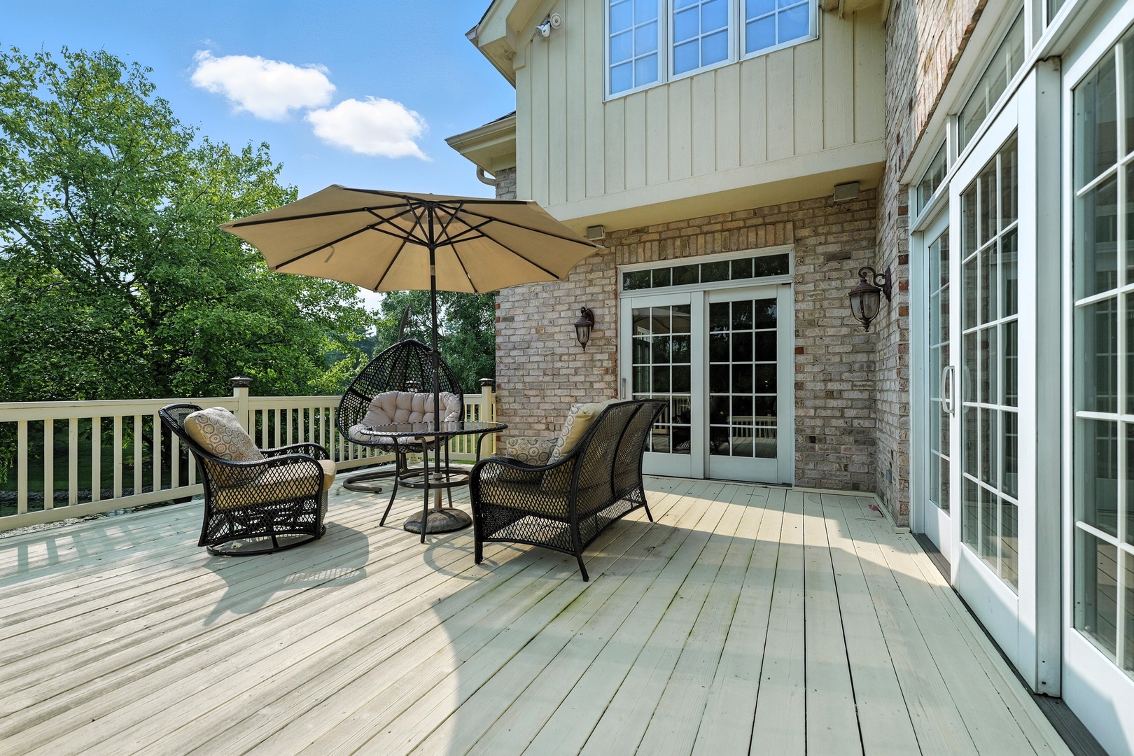 2240 Edgebrooke Drive, Lisle, IL 60532