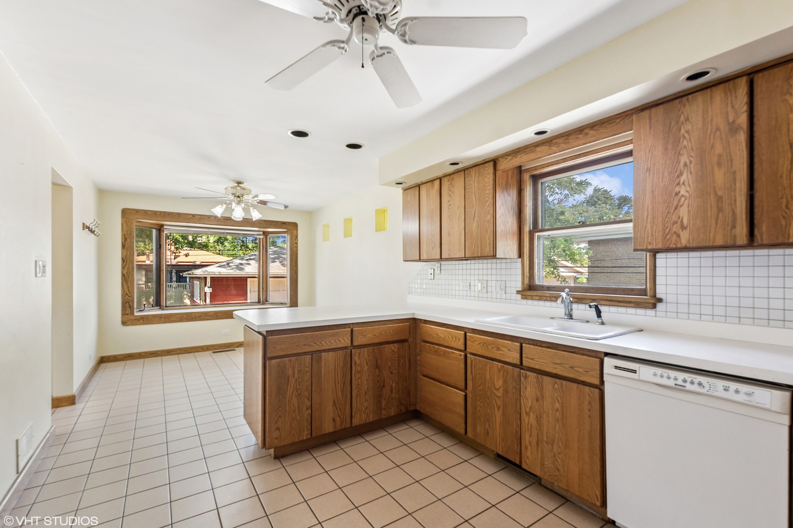 10624 Lawler Avenue, Oak Lawn, IL 60453