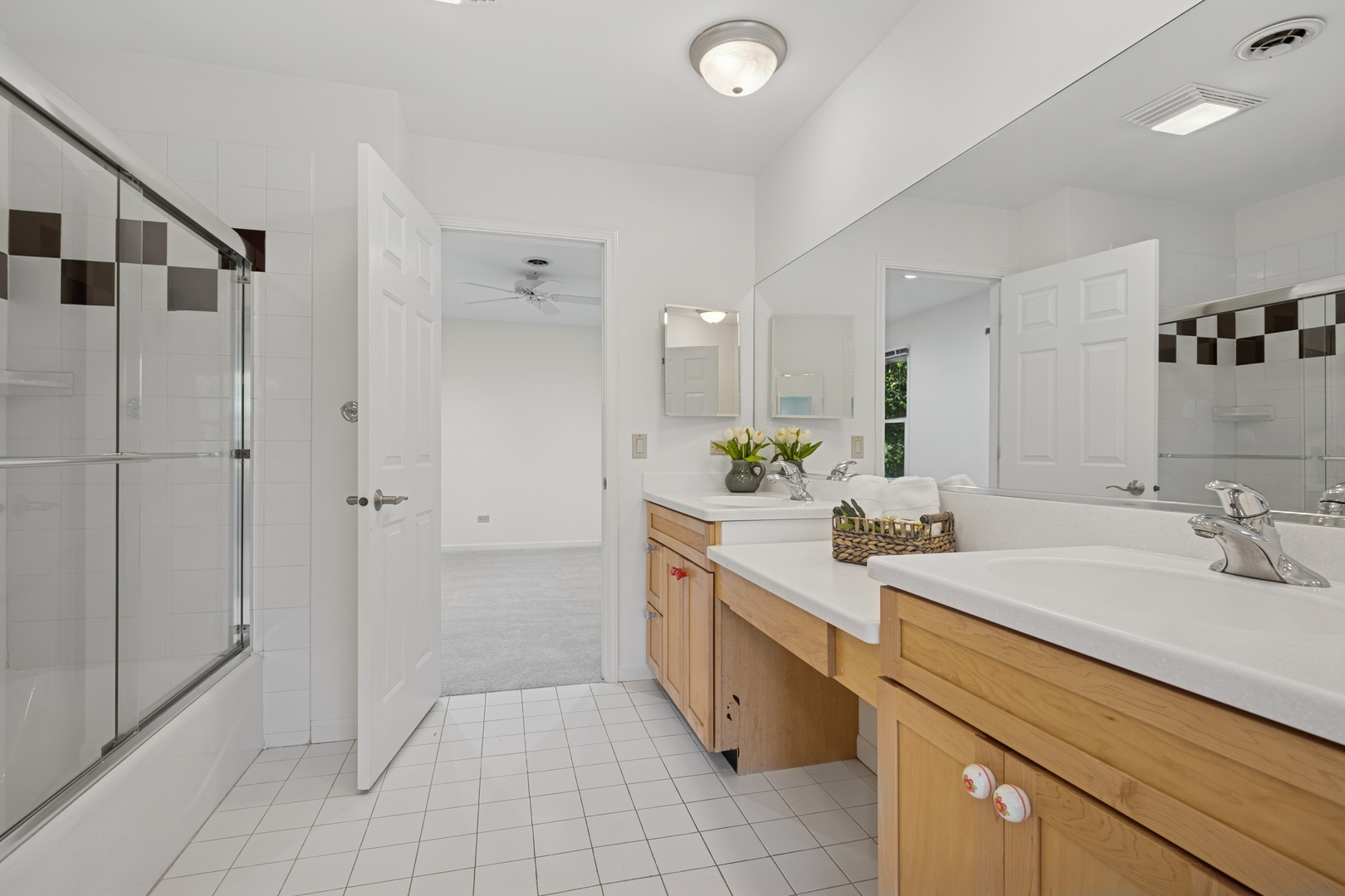 6409 Davidson Court, Gurnee, IL 60031