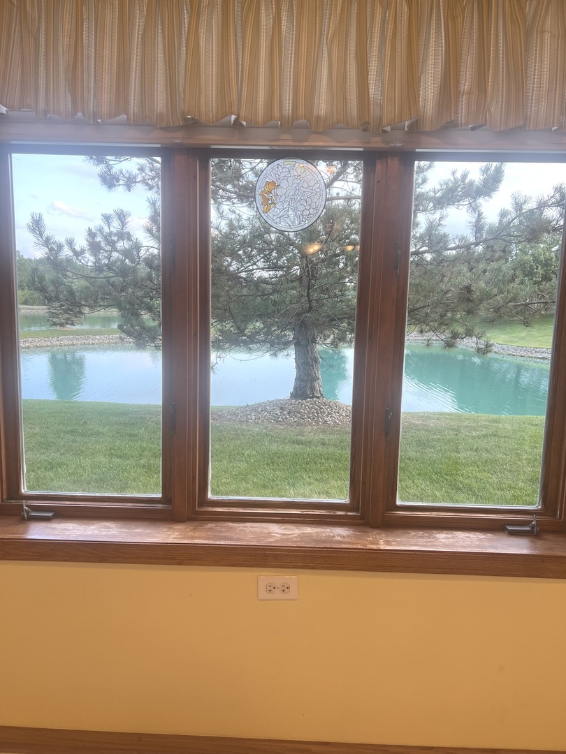 6243 Misty Pines Drive #1, Tinley Park, IL 60477