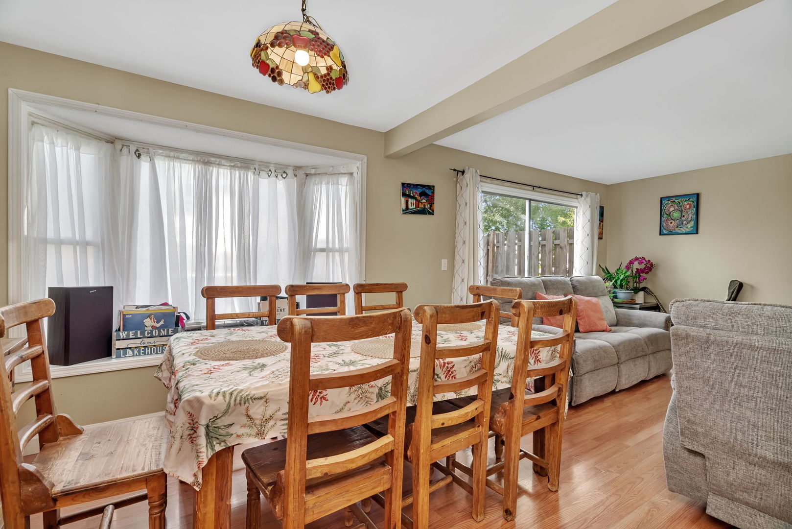 208 Porter Lane #208, Bolingbrook, IL 60440