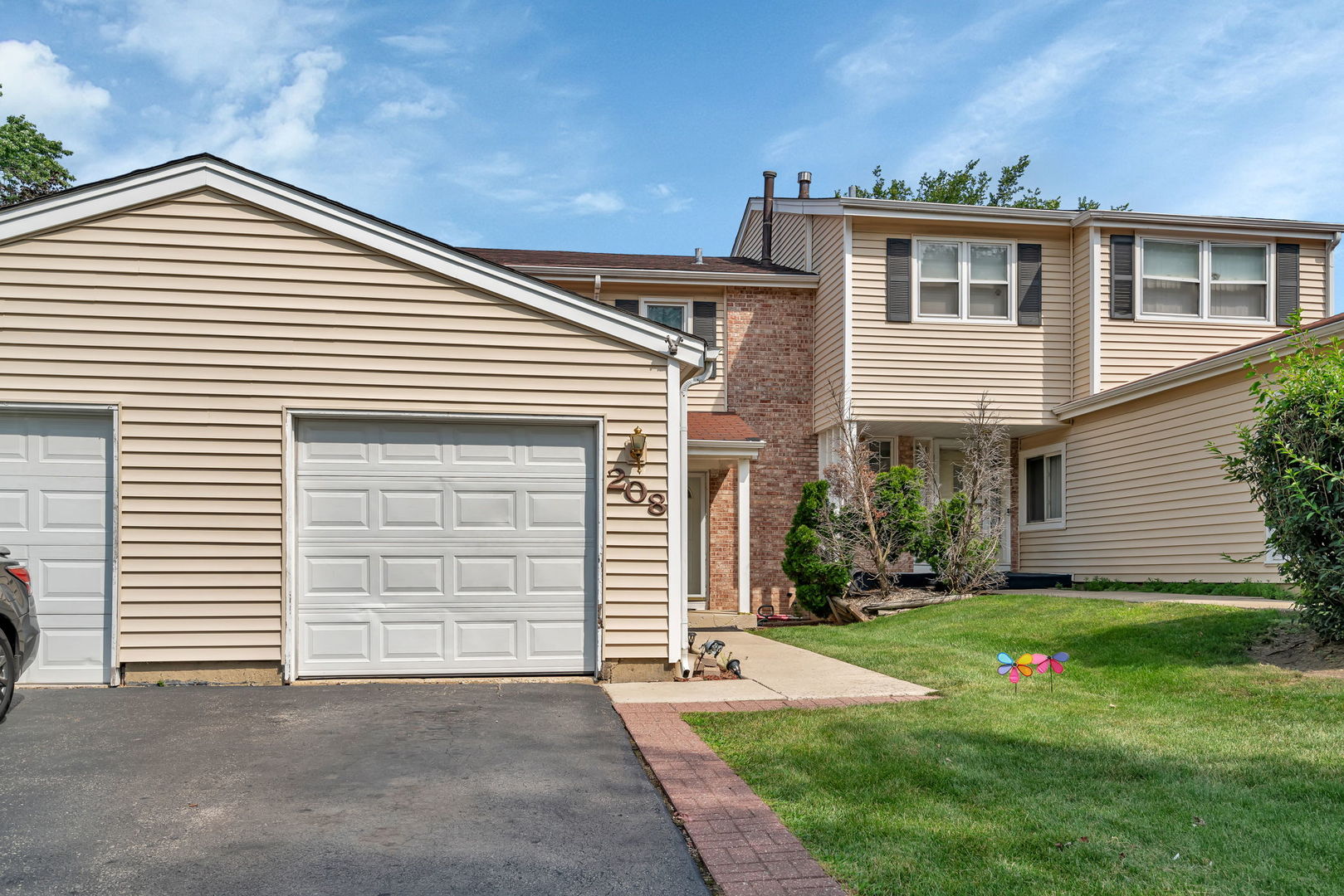 208 Porter Lane #208, Bolingbrook, IL 60440
