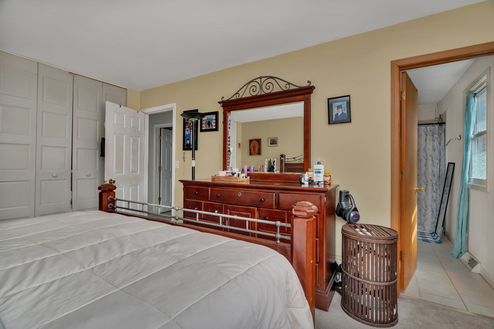 208 Porter Lane #208, Bolingbrook, IL 60440