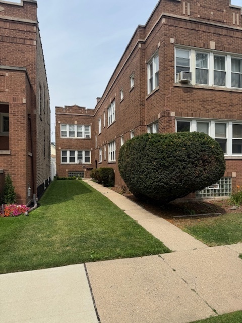 3438 N Hamlin Avenue, Chicago, IL 60618