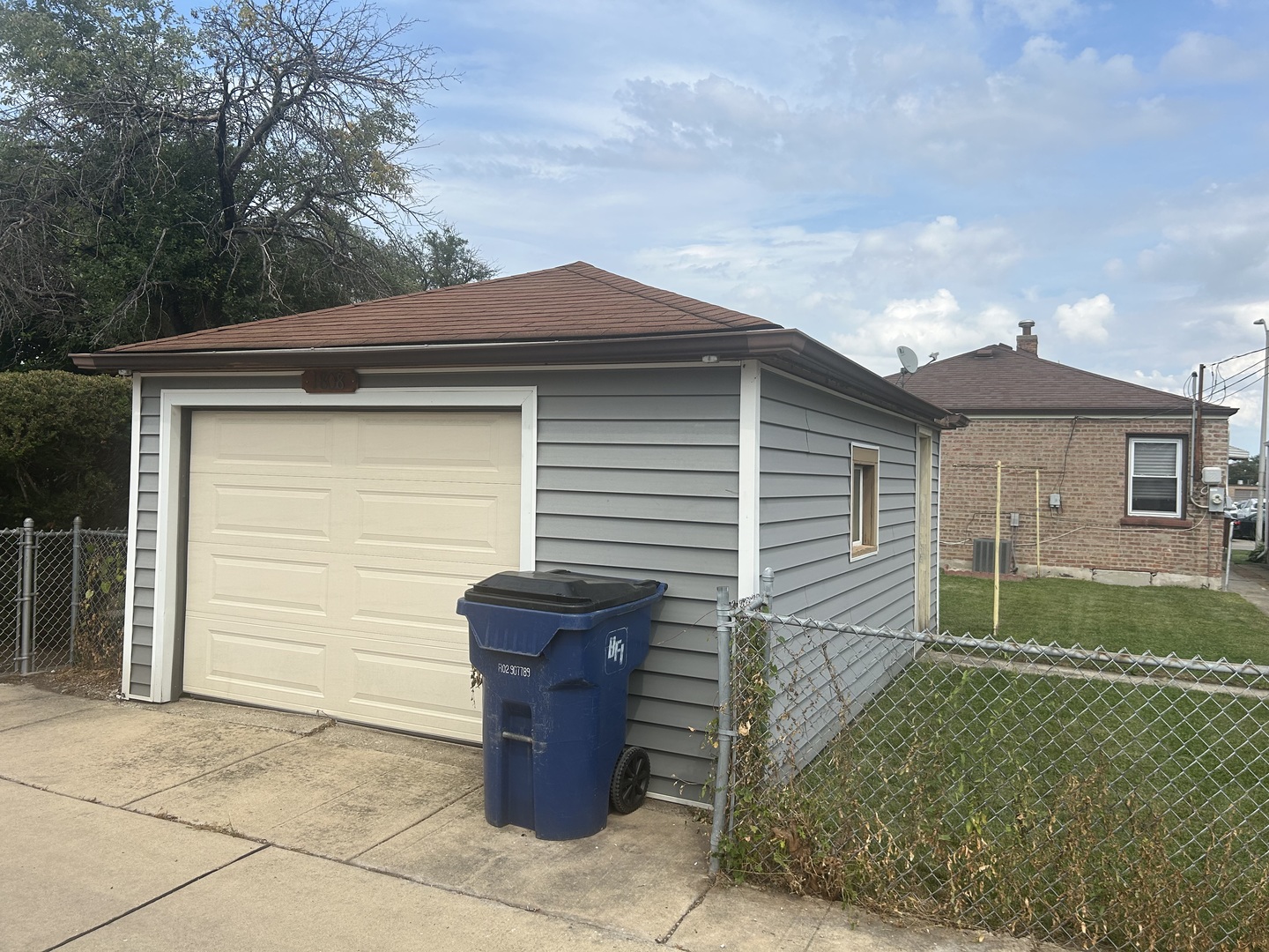 1808 N 17th Avenue, Melrose Park, IL 60160