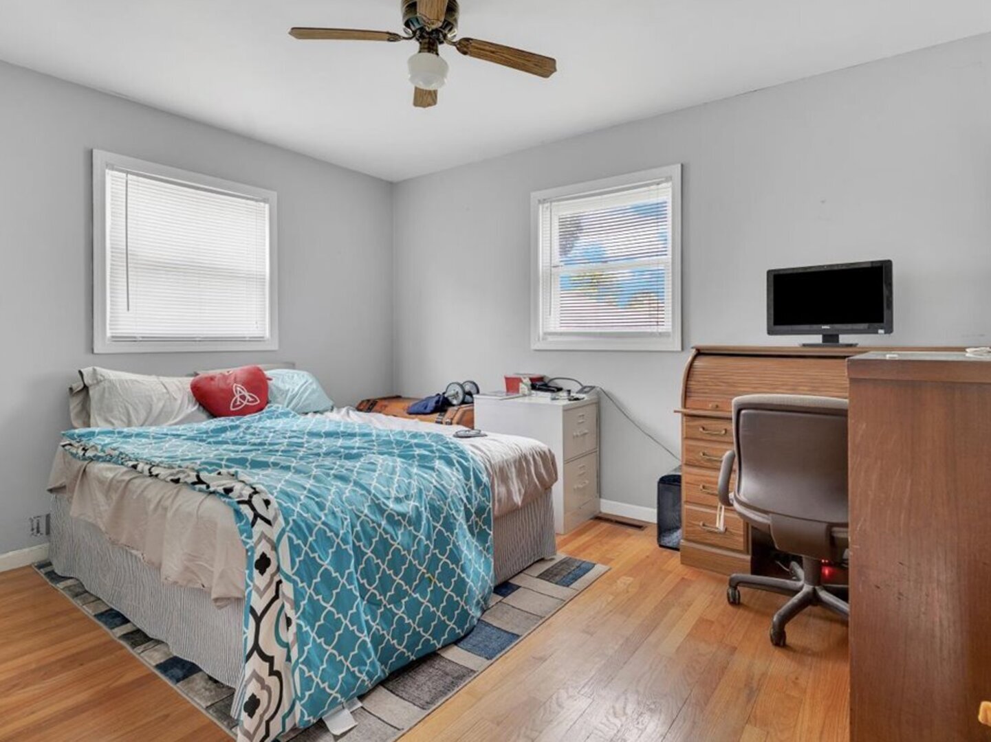 105 N Chase Avenue, Bartlett, IL 60103