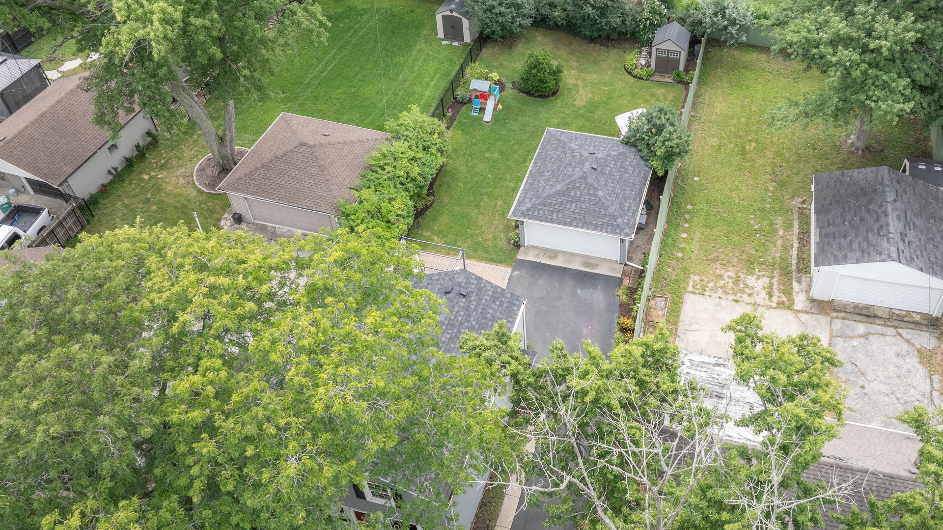 141 W Park Drive, Lombard, IL 60148