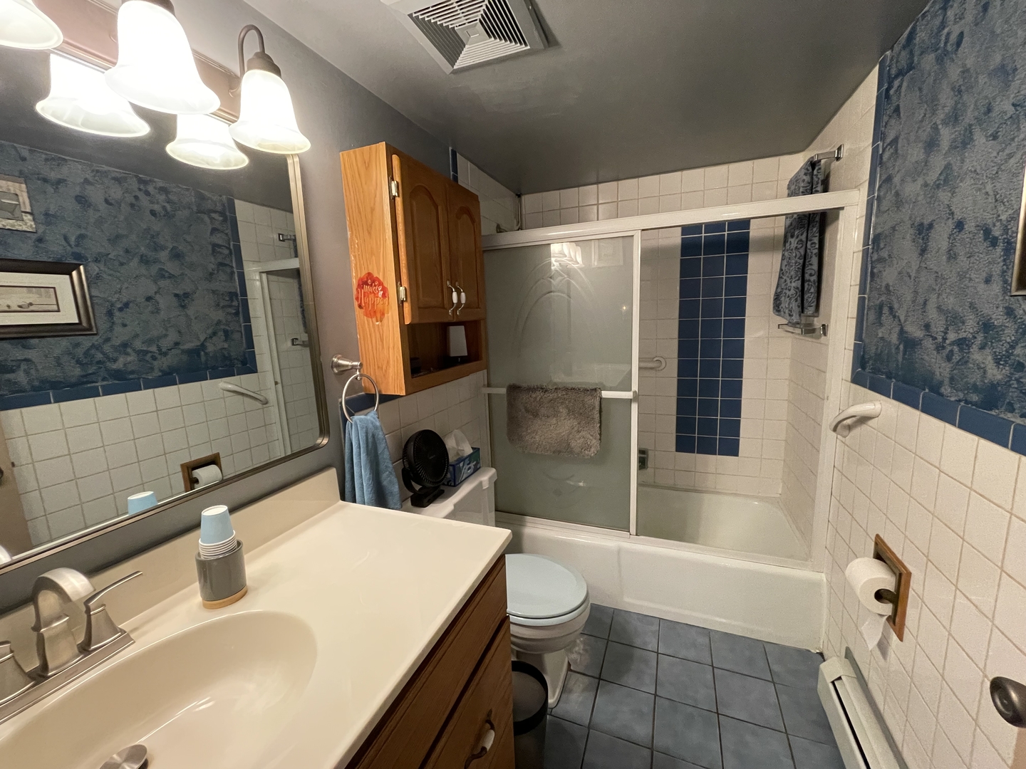 7117 W 93rd Street #401, Oak Lawn, IL 60453