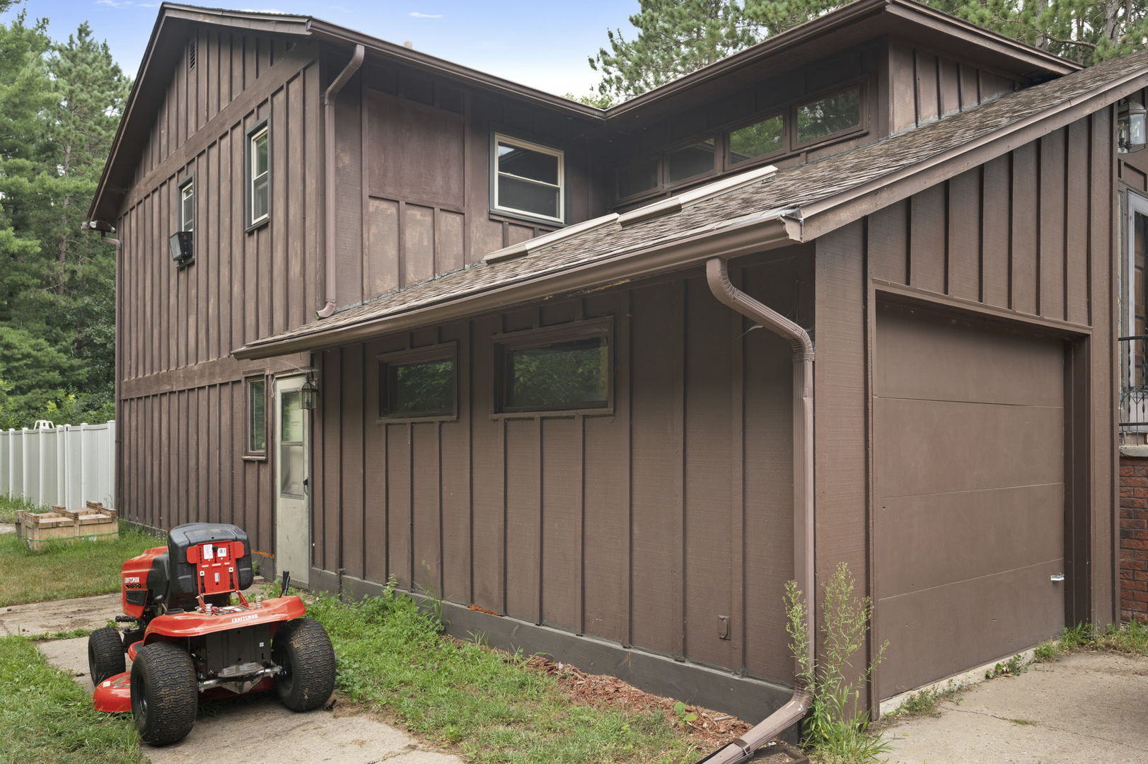 N2523 Coach Lite Court, Wautoma, WI 54982