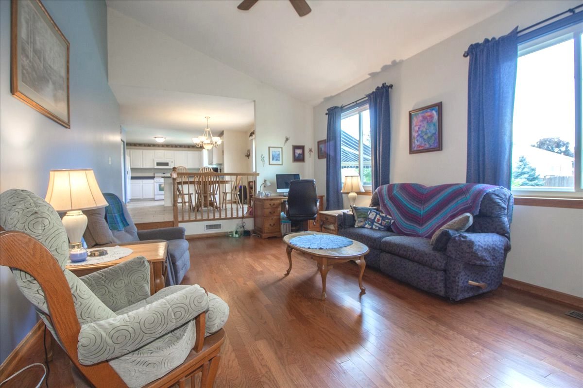 2903 Clearview Court, Joliet, IL 60436