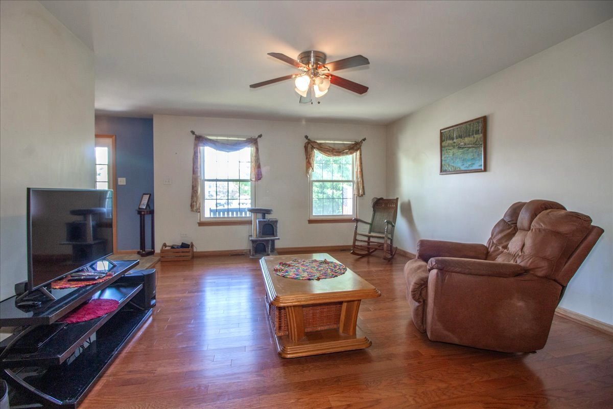 2903 Clearview Court, Joliet, IL 60436