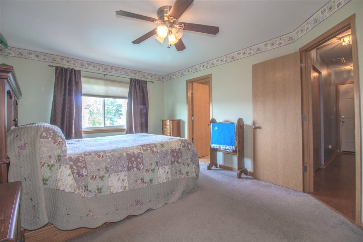 2903 Clearview Court, Joliet, IL 60436
