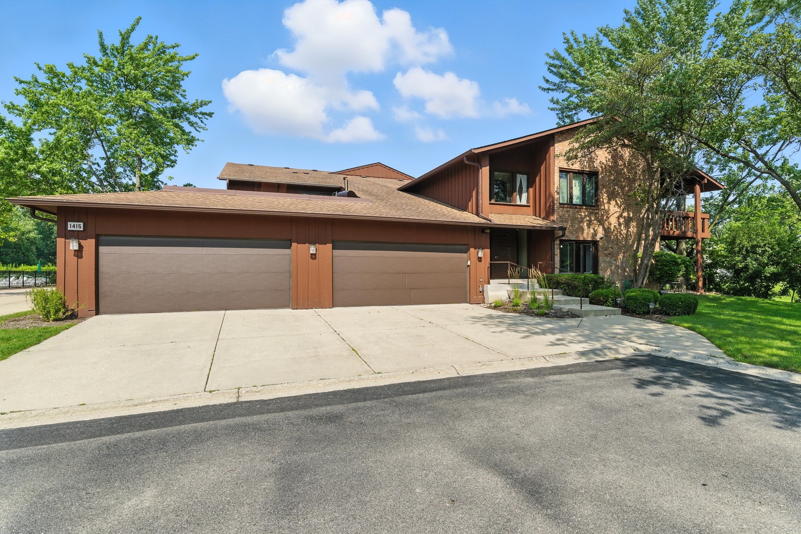 1415 Chartres Drive #1F, Northbrook, IL 60062