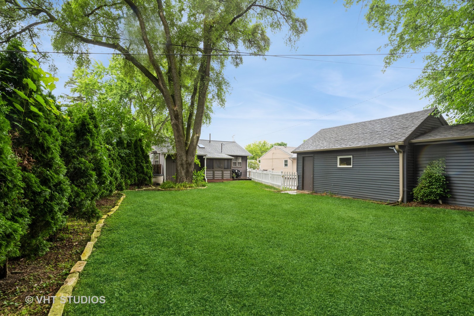 1506 N River Road, McHenry, IL 60051