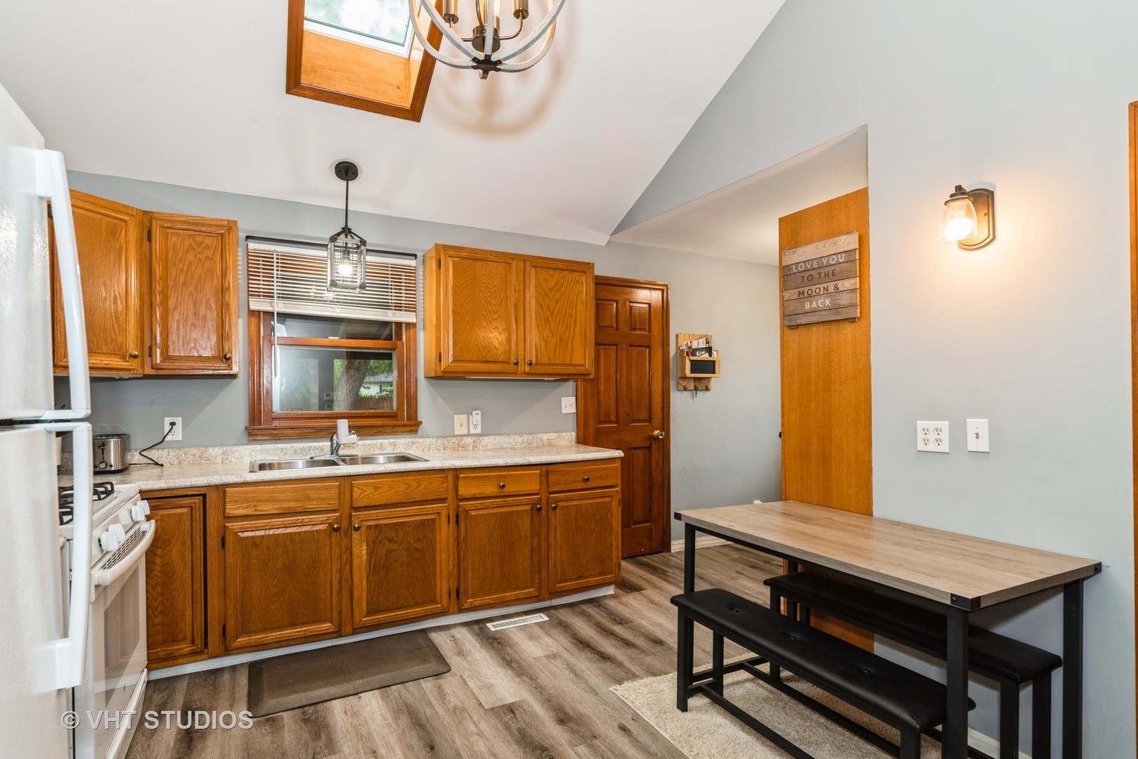 1506 N River Road, McHenry, IL 60051