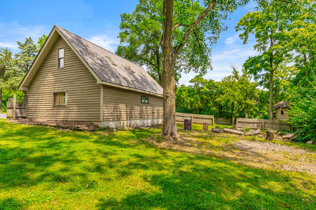 19W681 109th Street, Lemont, IL 60439