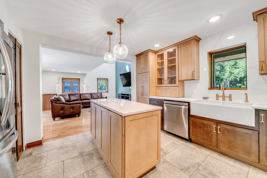 19W681 109th Street, Lemont, IL 60439